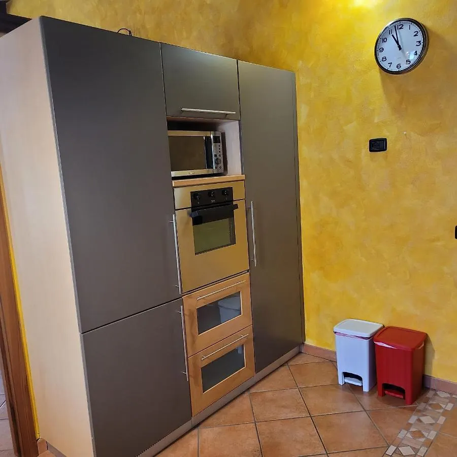アパート Chez Barnie Favoloso Appartamento Privato In Villa A 800Mt Ingresso Fiera リミニ イタリア
