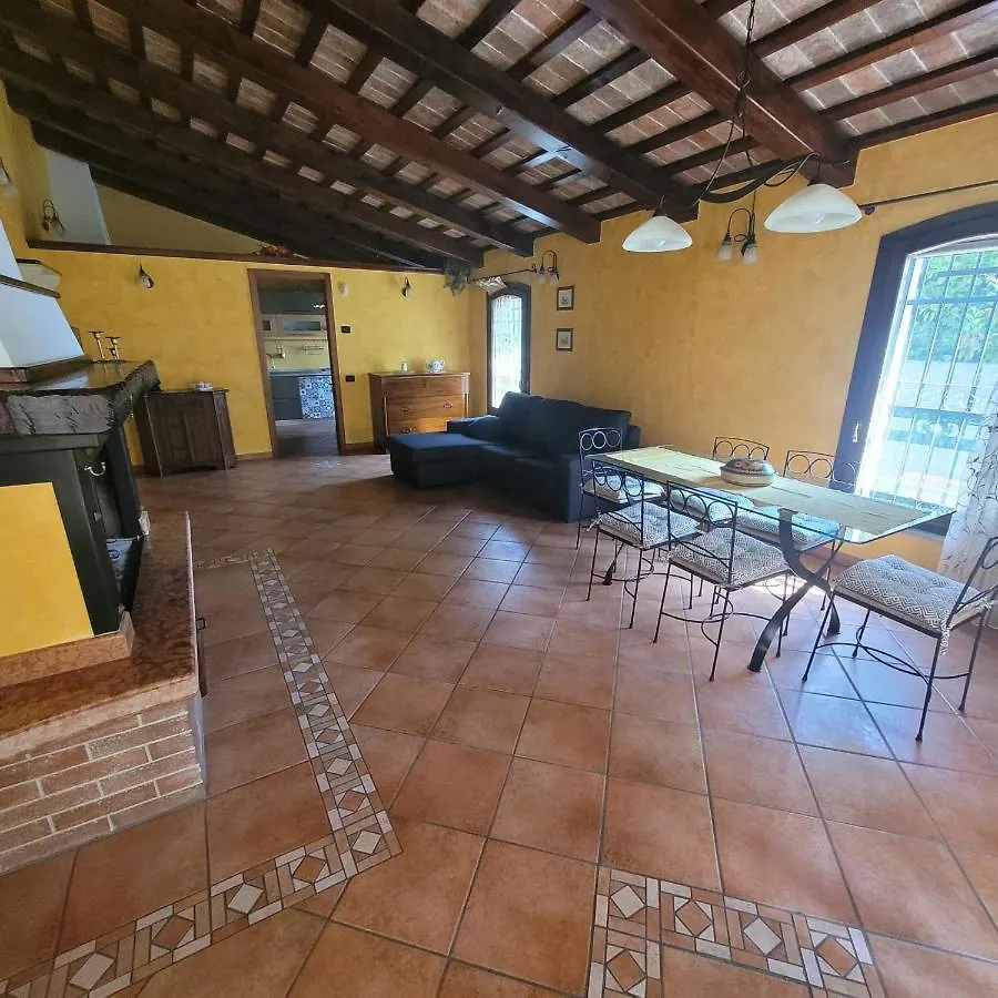 アパート Chez Barnie Favoloso Appartamento Privato In Villa A 800Mt Ingresso Fiera リミニ イタリア