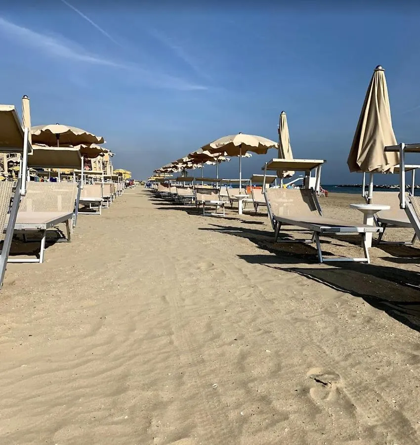 Chez Barnie Favoloso Appartamento Privato In Villa A 800Mt Ingresso Fiera Rimini Italy