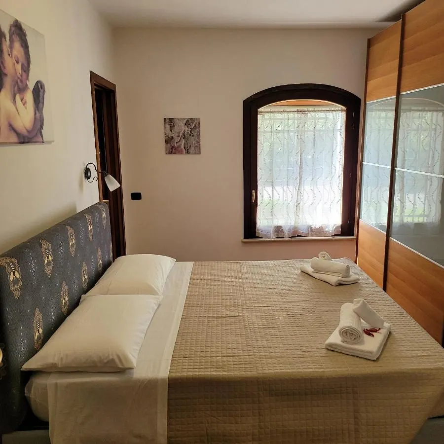 Chez Barnie Favoloso Appartamento Privato In Villa A 800Mt Ingresso Fiera Rimini 0*,  Italy